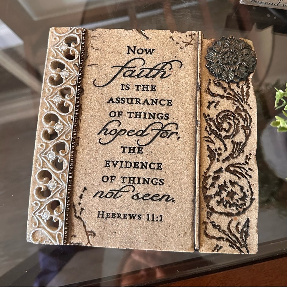 Decorative Faith Plaque with Floral Design